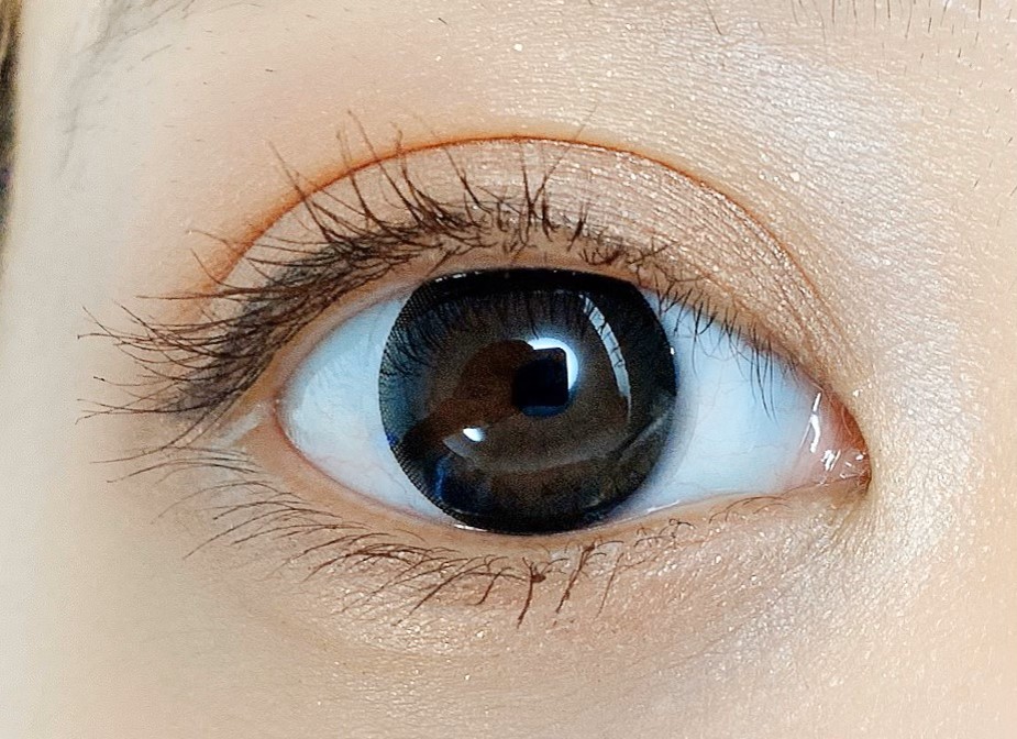 リリーアンナ　カラコン　カンテリ