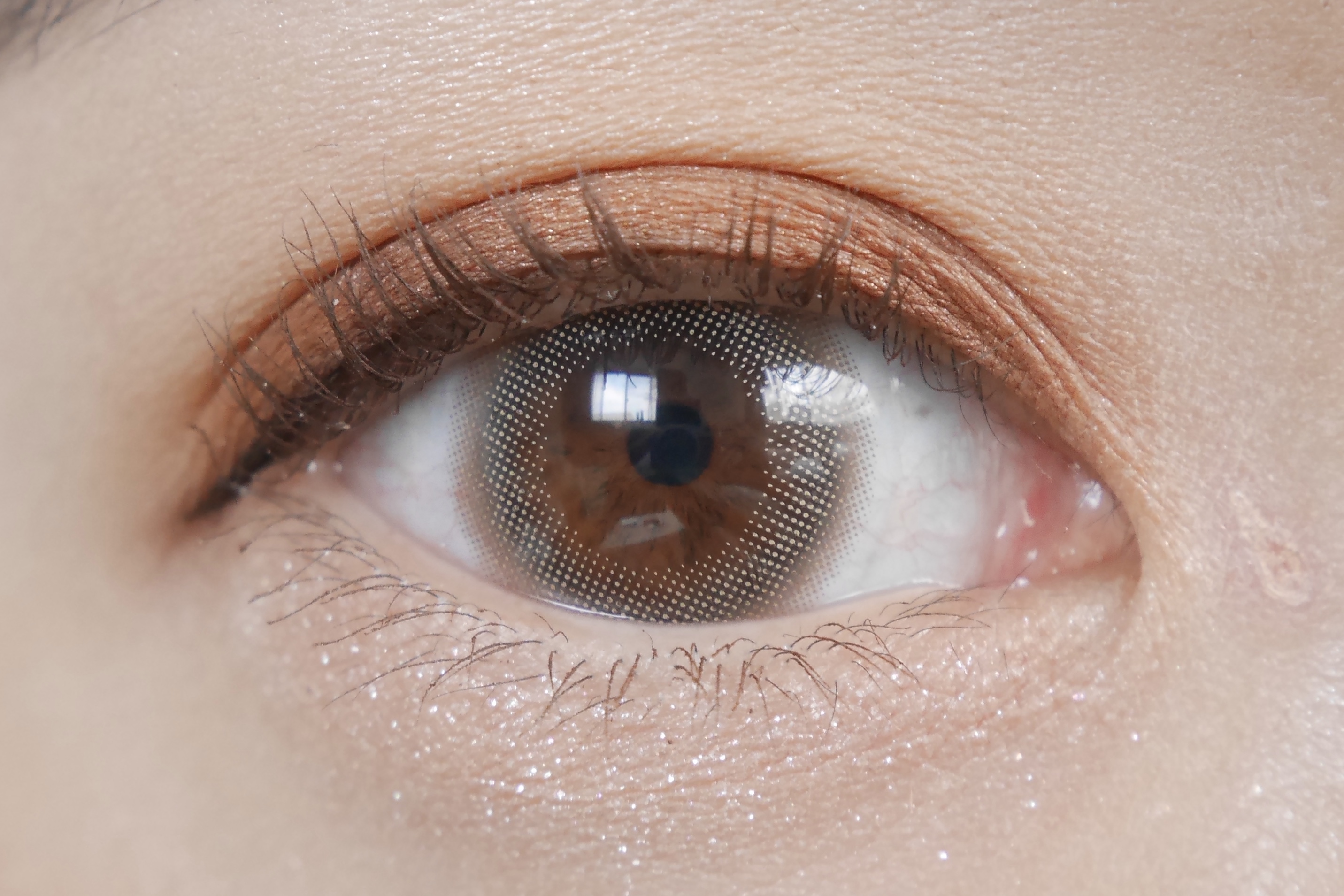 トパーズ　カラコン　指原莉乃